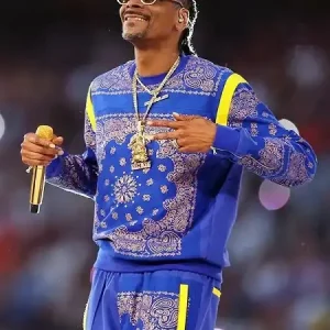 Snoop-Dogg-Super-Bowl-Halftime-Blue-Tracksuit